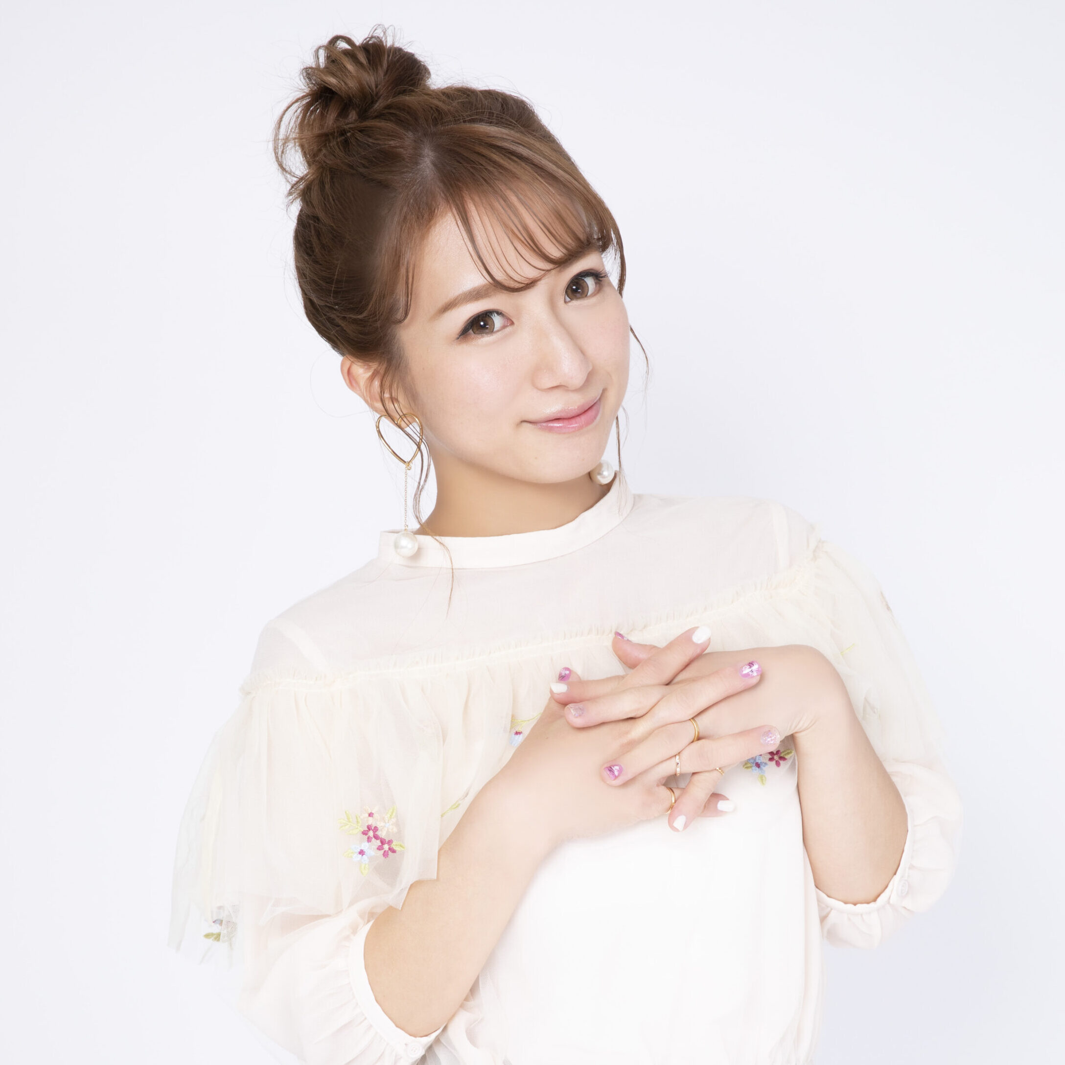 辻󠄀希美 | YU-M Entertainment 辻󠄀希美 | YU-M Entertainment