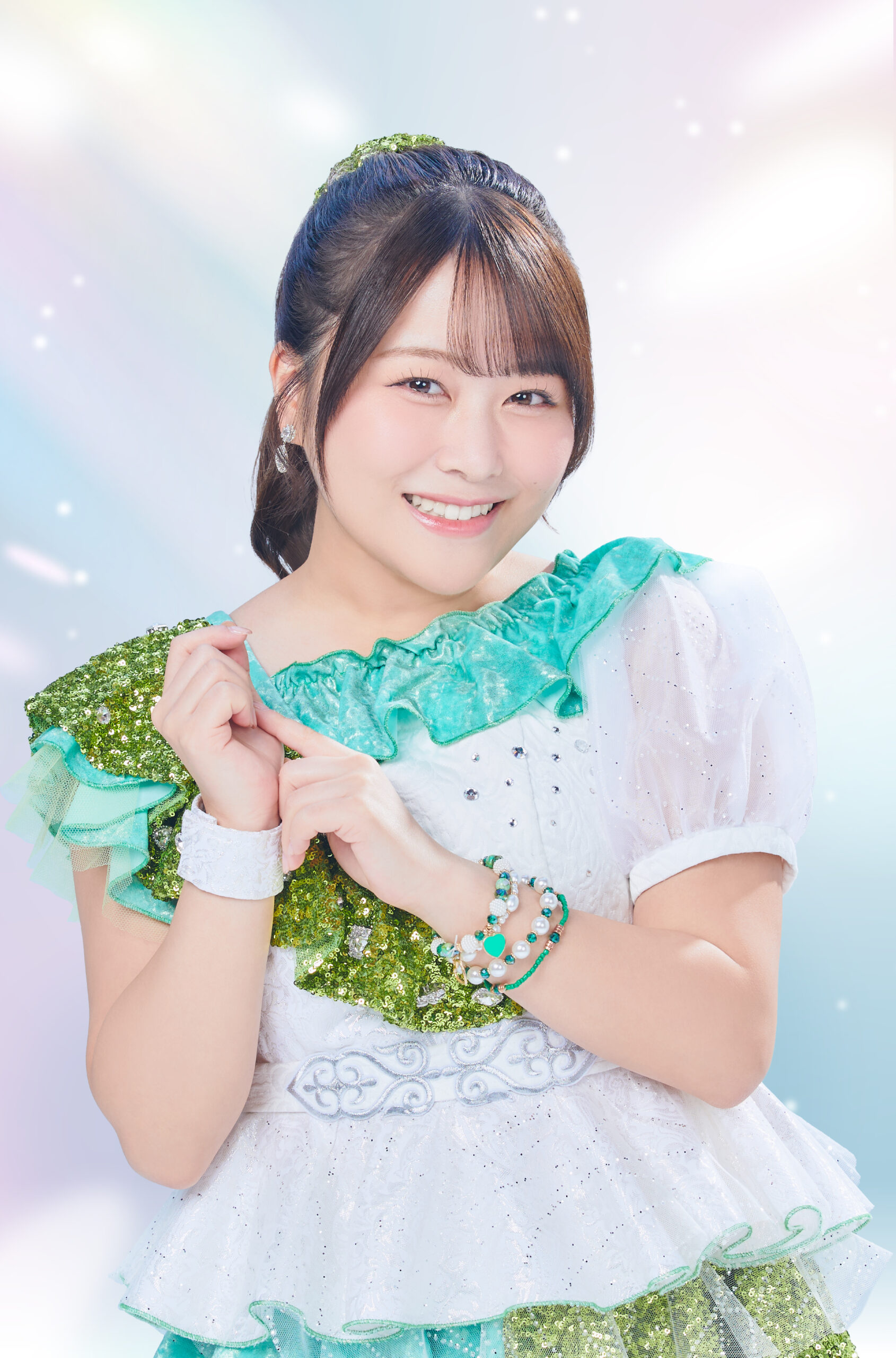 島崎友莉亜